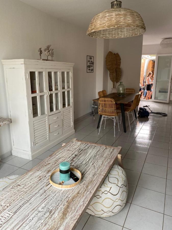 Maison St Pierre La Mer Saint-Pierre-la-Mer  Eksteriør billede